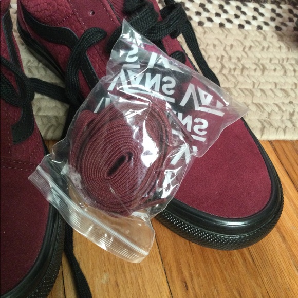 Vans X Breana Geering Old Skool - Picture 3 of 12